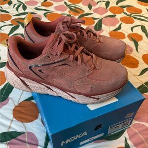 Unisex Hoka Clifton Suede